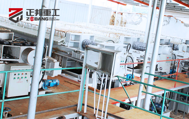壓濾機(jī)使用現(xiàn)場(chǎng)